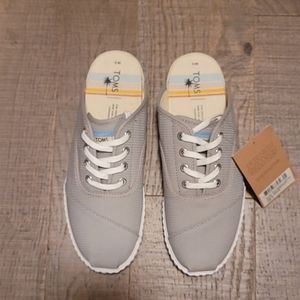 Tom's Shoes